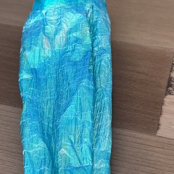 Vintage 90's Disney Store The Little Mermaid Ariel Barbie w/outfit - Picture 16 of 16